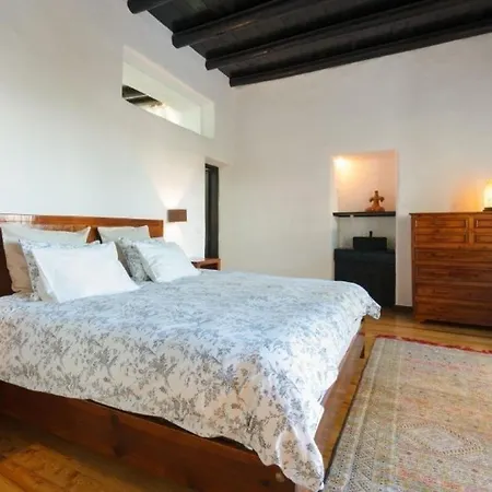 Exklusives, Familienfreundliches Ferienhaus Mit Grossem Garten Und Beheiztem Pool *